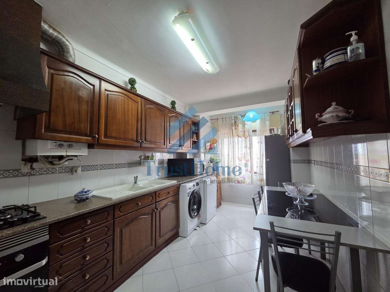 T5 duplex na Tapada das Mercês com 225m2 com lugar de parqueamento-8