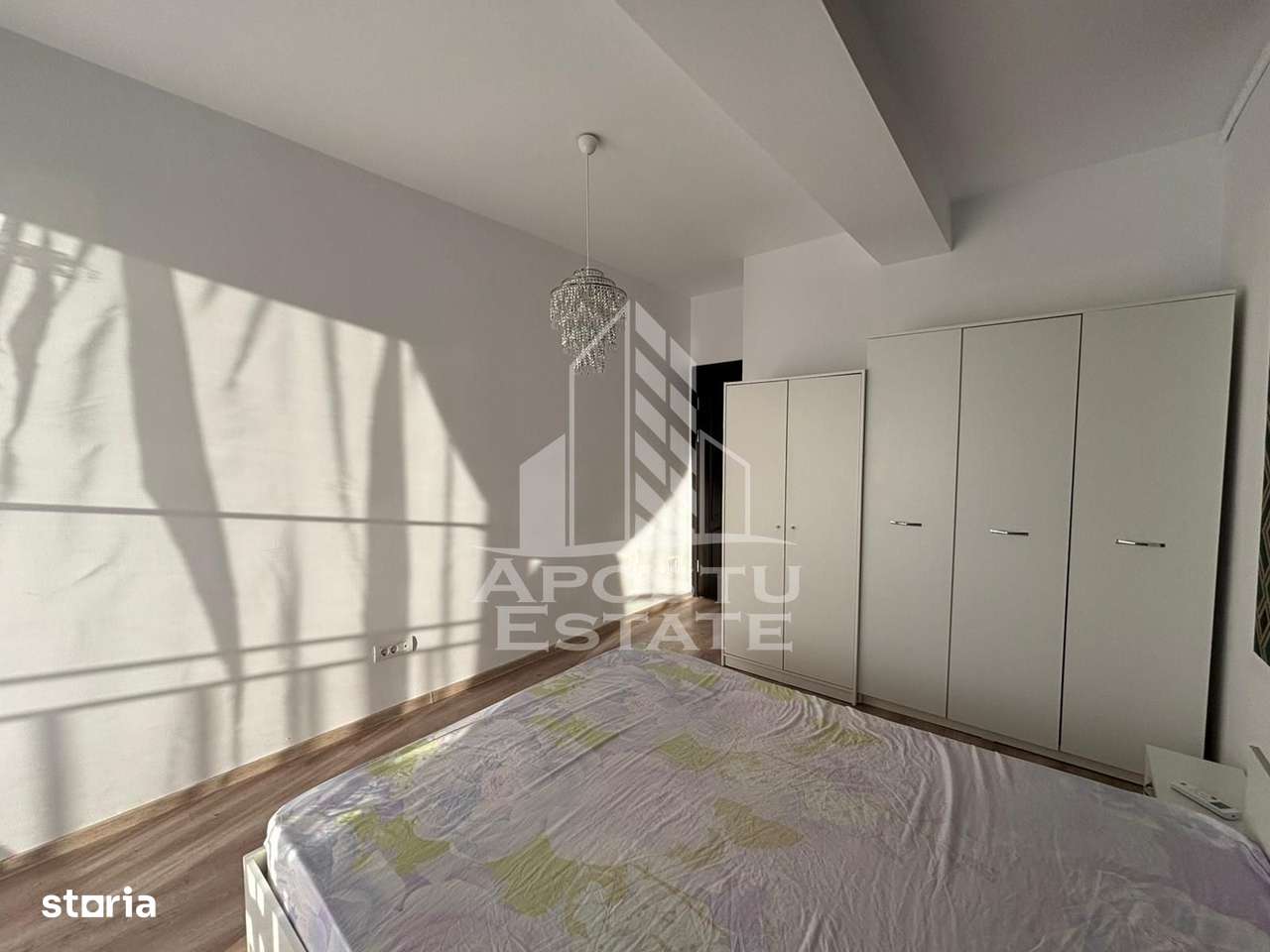 Apartament 2 camere,centrala proprie,loc de parcare,Giroc - Imagine principală: 4/9