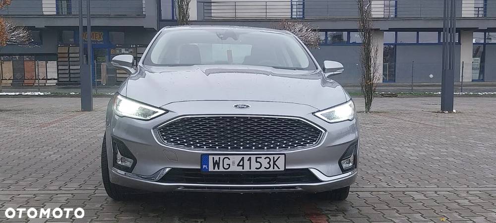 Ford Fusion 2.0 EcoBoost Titanium - 14