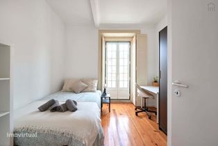 Luminous double bedroom in Avenida - Room 2