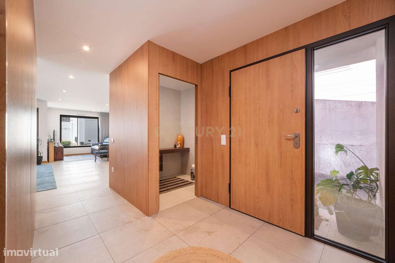 Moradia T4 Geminada - Carvalhais, Coimbra - Grande imagem: 5/29