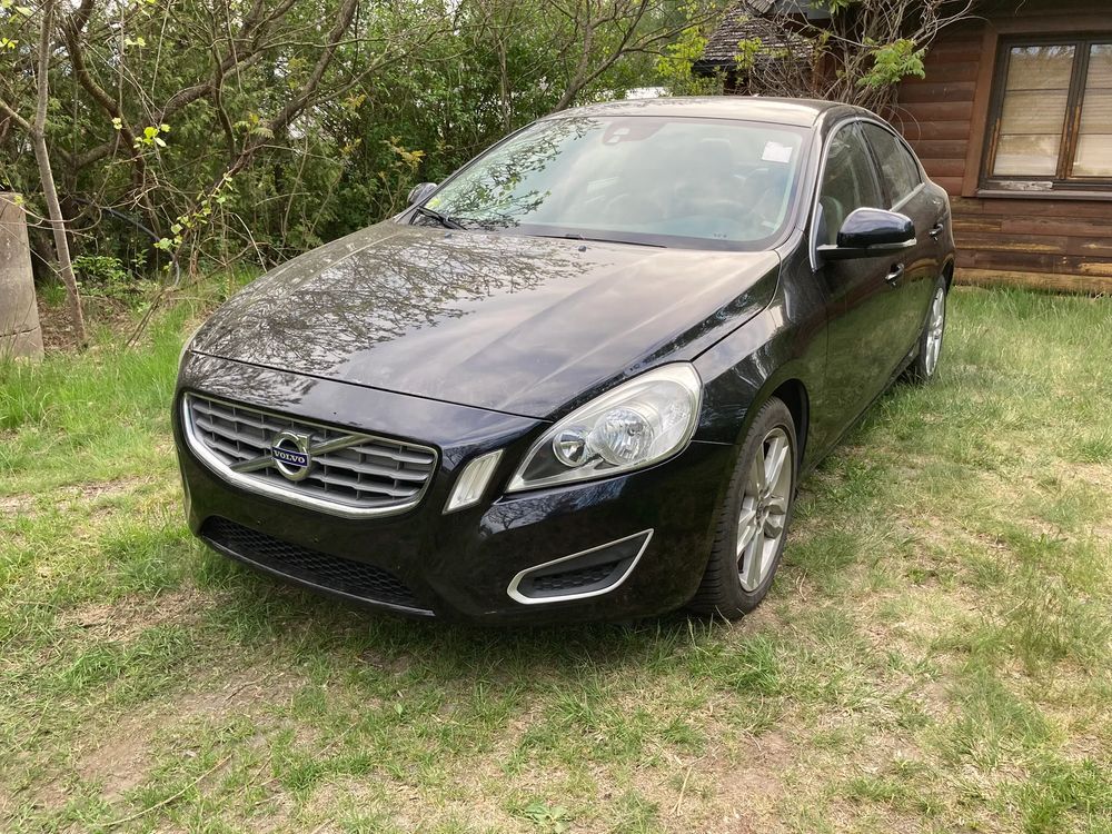Volvo S60 II D2 Momentum 2012