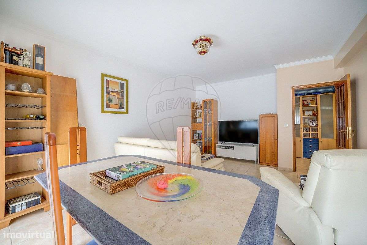 Apartamento T3 em Quinta do Conde-6