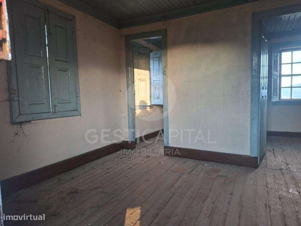 Moradia para reconstrução em São Tomé de Covelas, Baião-26