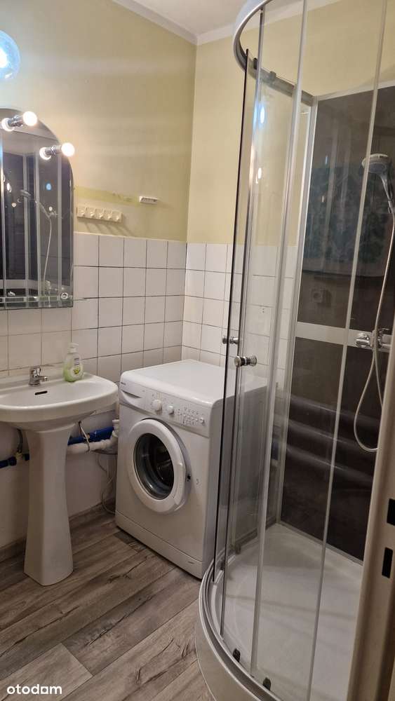 2 pokoje z dużym balkonem!-5