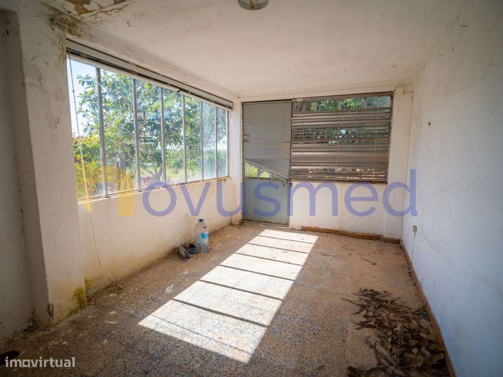 Casa com Projeto Aprovado para Moradia T3 com Piscina | Poço Barret...-25