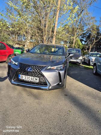 Lexus UX 250h 2.0L HEV 20H- (178 HP) 4X2 CVT Business - 4