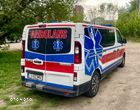 Renault Trafic Ambulans - 3