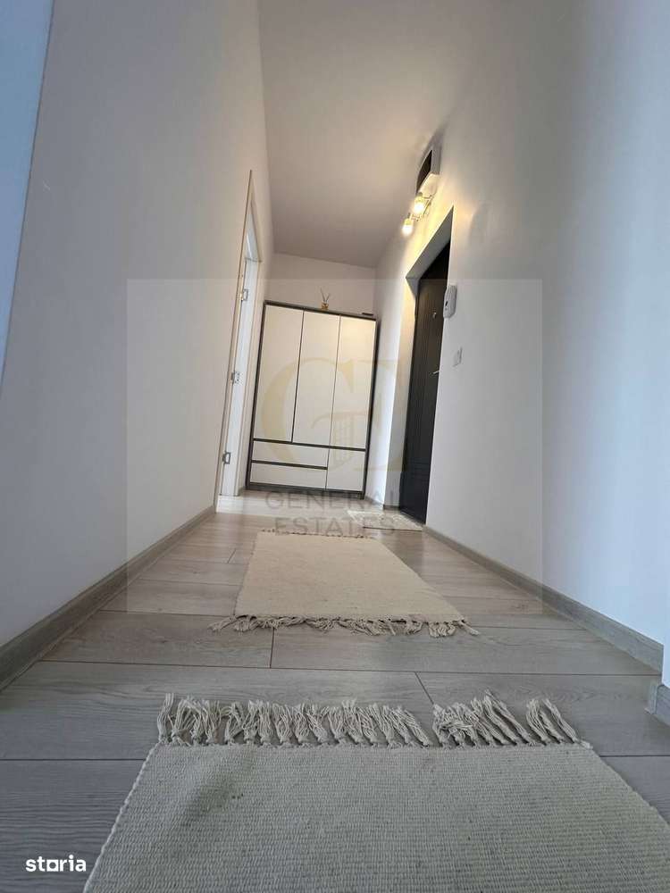 Studio luminos spre vanzaare, la poalele Pietrei Craiului – Zărnești - Imagine principală: 5/17