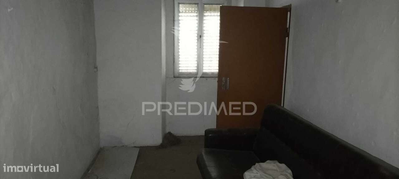 Casa antiga para recuperar em Póvoa e Meadas - Grande imagem: 4/8