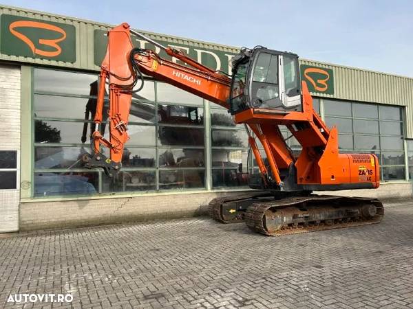 Hitachi ZX210LC-3 - 2