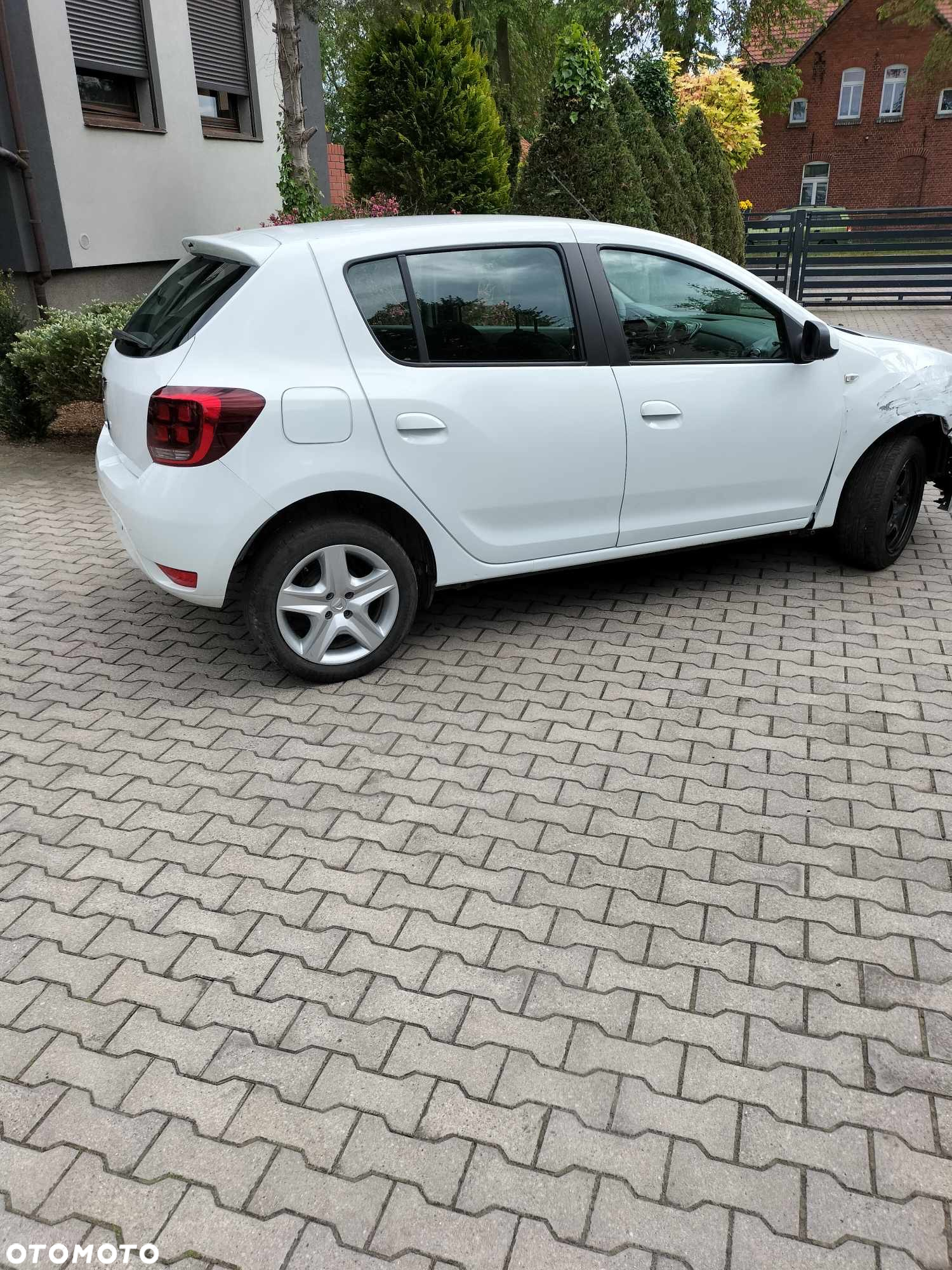 Dacia Sandero 0.9 TCe Connected by Orange S&S - 15