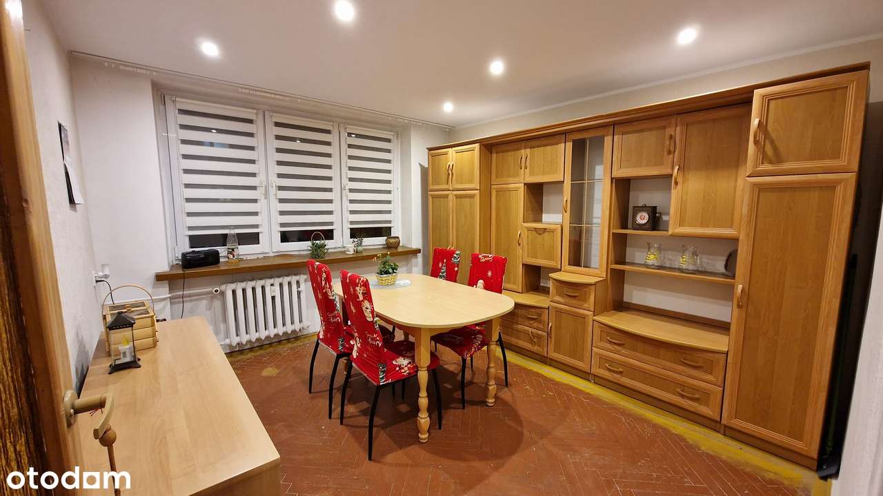 Sprzedam przytulne M3 I piętro co miejskie Ks. Niedzieli-1