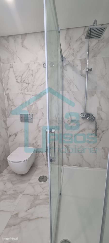 Moradia V4+1 com piscina - Costa da Caparica - Almada-31