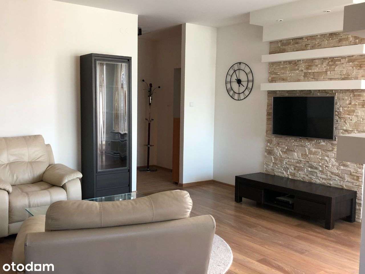 Przestronne mieszkanie z balkonem i garażem - Pełny obrazek: 4/12