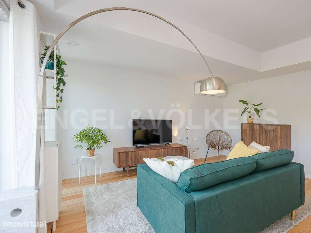 T1 com varanda e garagem junto ao Saldanha - Grande imagem: 4/23