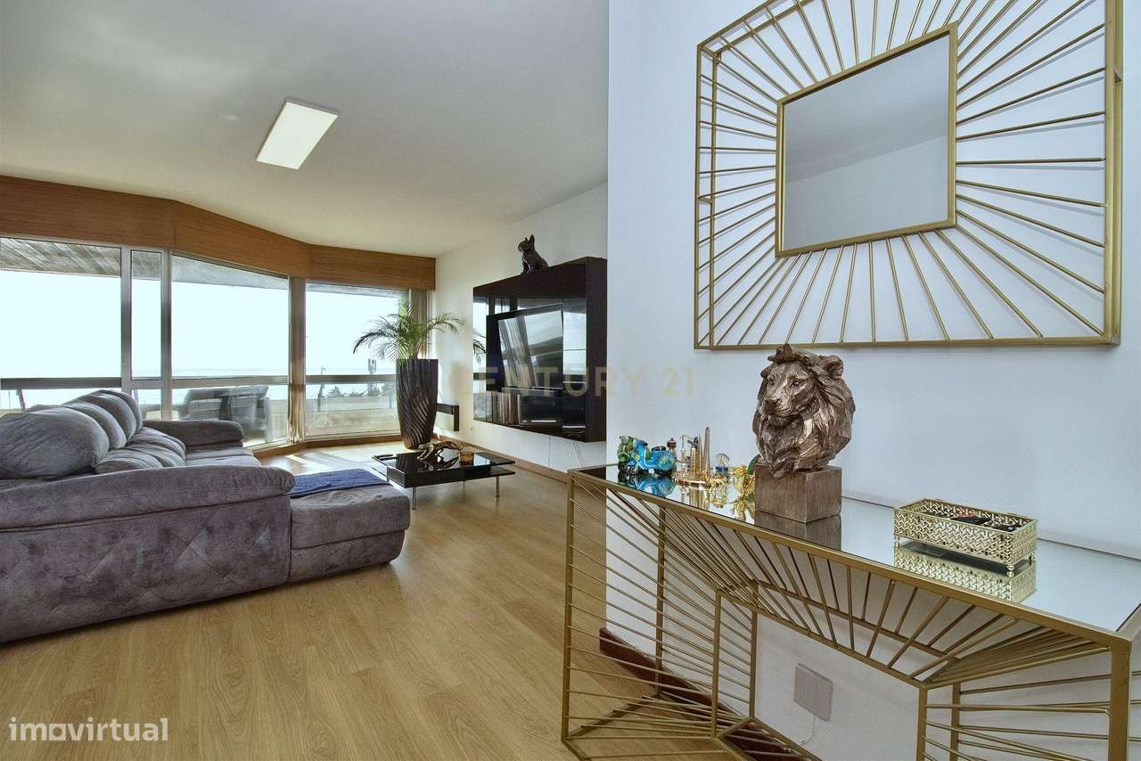 Magnífico Apartamento T3 com vista direta de mar!-10