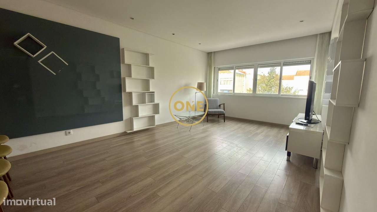 T1 Luminoso em Massamá | Cozinha Equipada | Prédio com Elevador - Grande imagem: 4/22