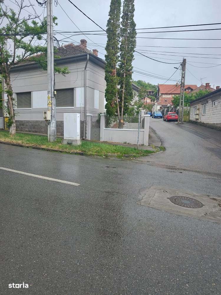Casa de vanzare formata din 4 camere, zona strada Aurel Vlaicu - Imagine principală: 1/20