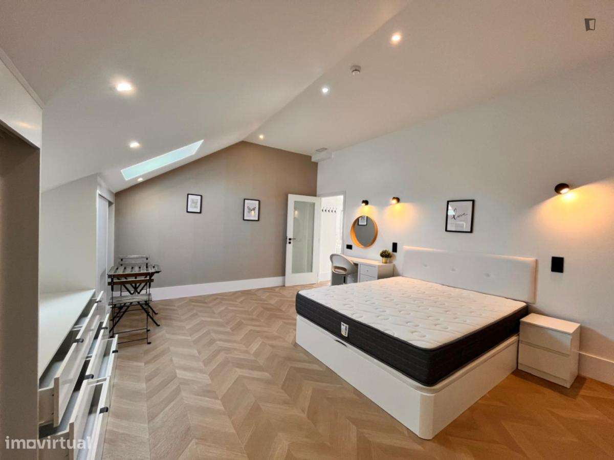 Apartamento com 1 quartos - localizado em Sé Porto - Grande imagem: 5/10