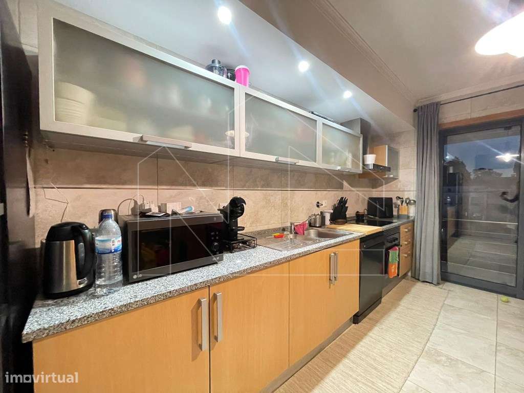 Apartamento T2 Premium no coração da Curia-5