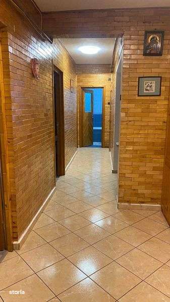 INCHIRIEZ ap. 3 Camere  Zalau Str. CRISAN BL 80 - Imagine principală: 4/8