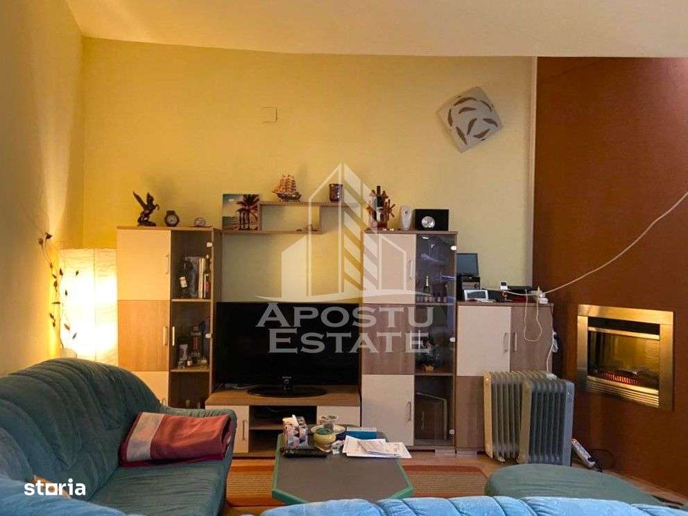 Casa +Spatiu comercial + apartament studio - Imagine principală: 1/20