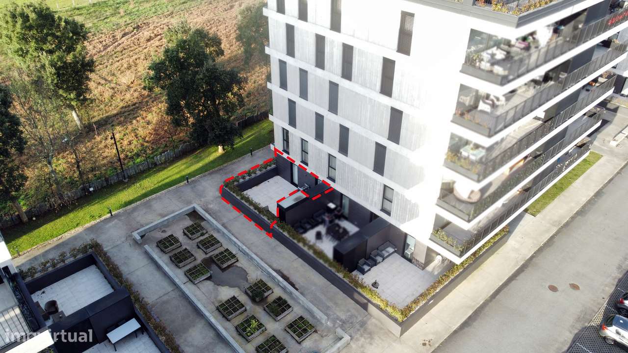 Apartamento T1 com terraço Seminovo.-25