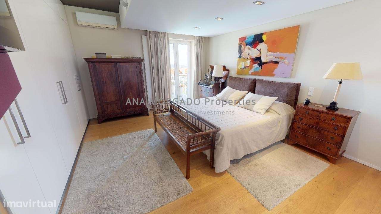 Exclusivo apartamento T4, agora T2 com Vista Mar, Terraço e Acabamento-14