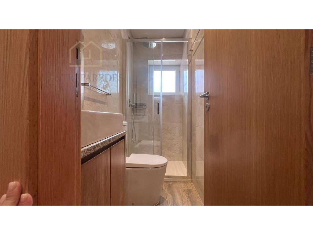 Quarto de Solteiro para Arrendar com Casa de Banho Partilhada | Cam... - Grande imagem: 4/19