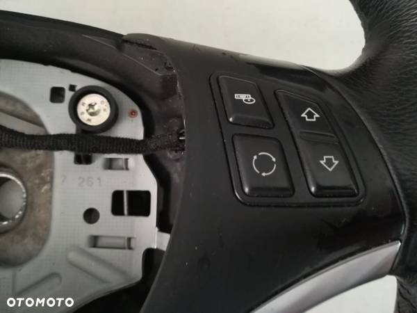 KIEROWNICA SKÓRZANA MULTIFUNKCYJNA BMW E87 6769894-01 - 3