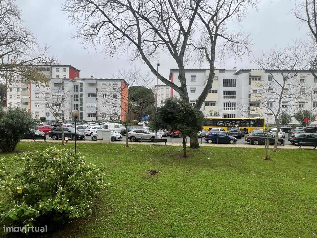 T2 totalmente renovado e luminoso no coração da Figueirinha, Oeiras... - Grande imagem: 4/15