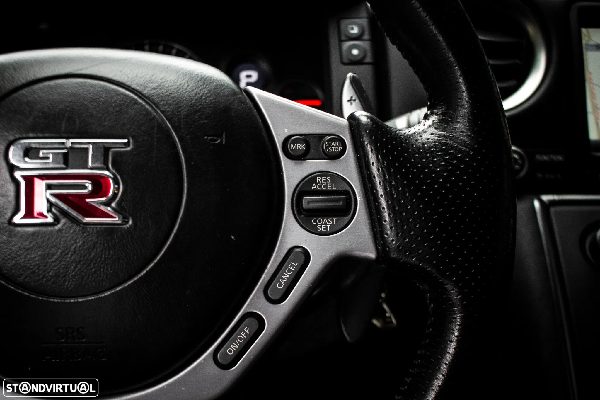 Nissan GT-R Black Edition - 19