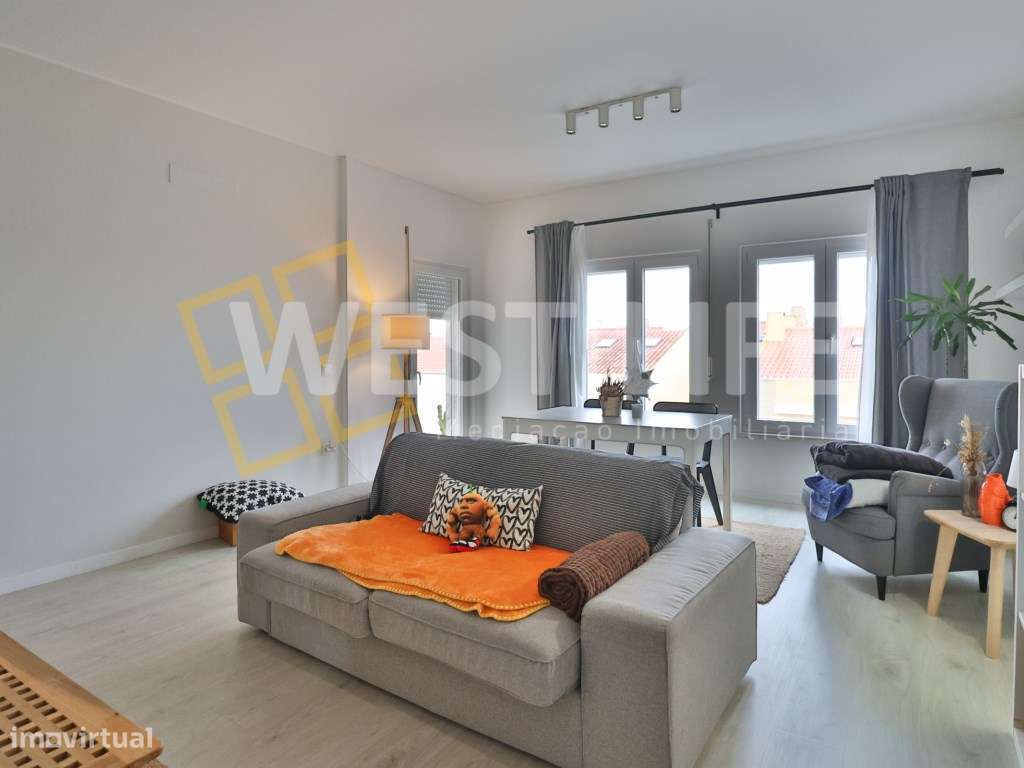 Apartamento T2 em Condomínio Fechado com parque infantil - A 2 minu... - Grande imagem: 5/27