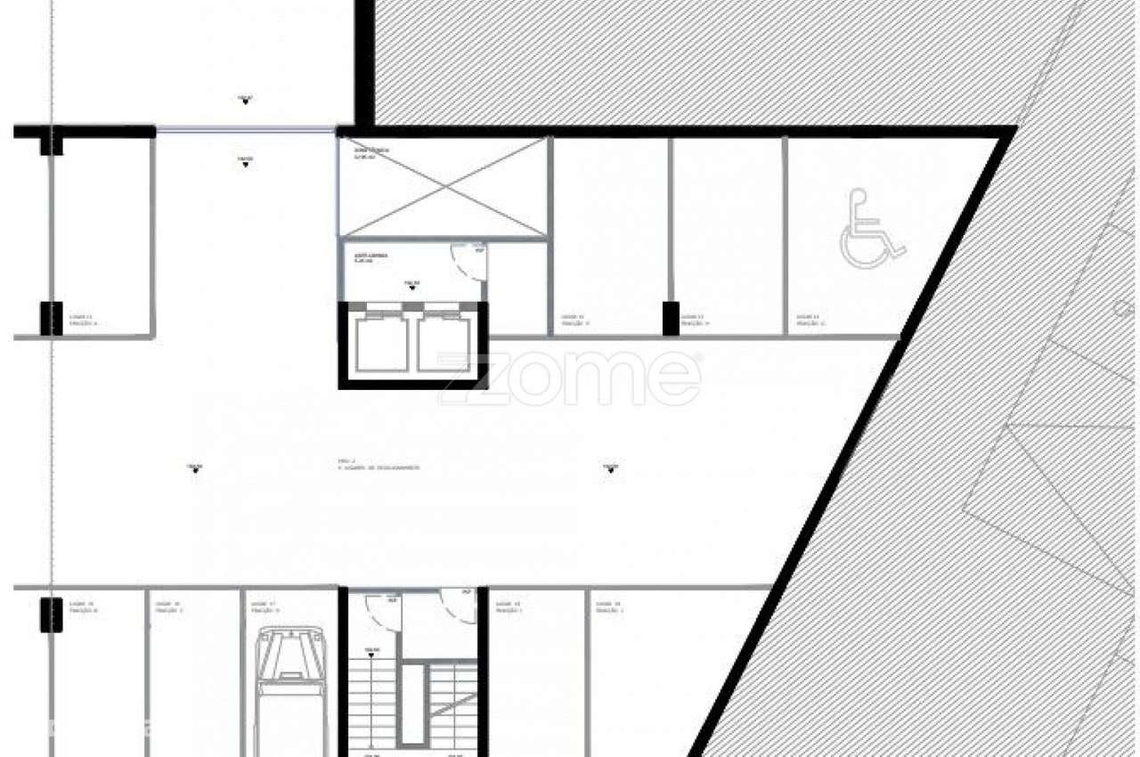 Apartamento T2 direito no Piso 1A c/ 149m² - Nogueira, Braga-16