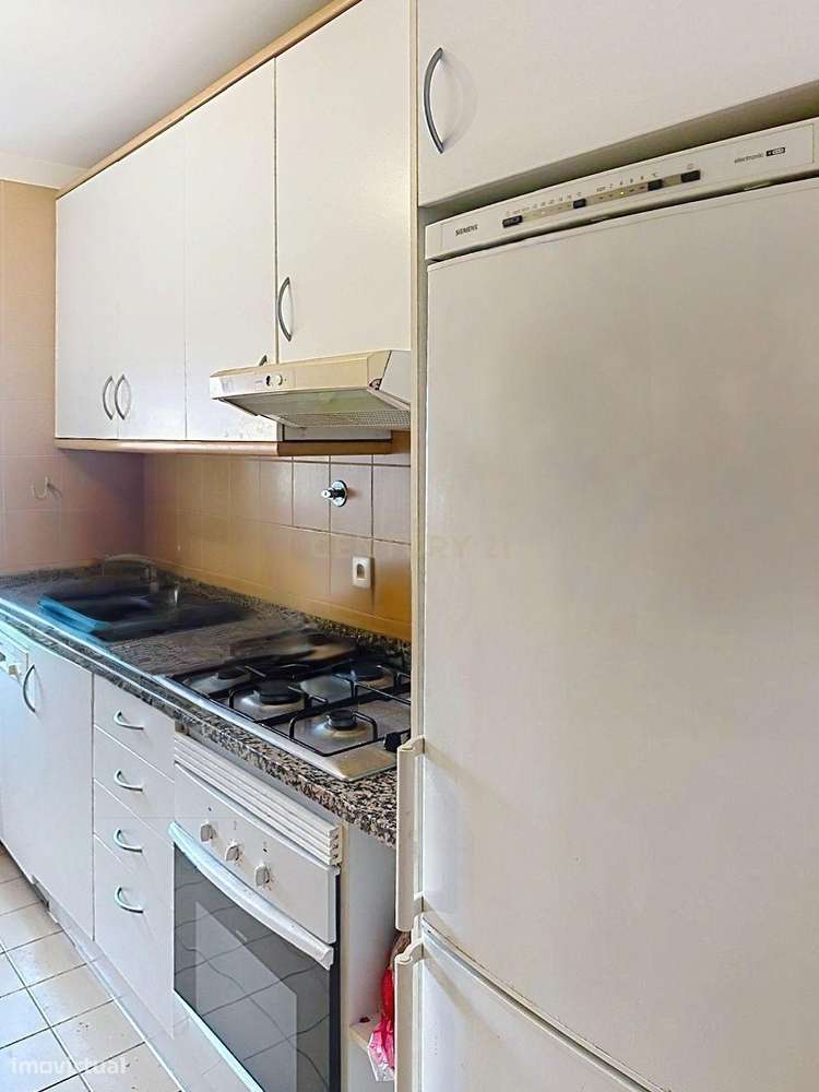 Apartamento T2 com Vista Panorâmica em Beato, com vigilância no condôm - Grande imagem: 5/27