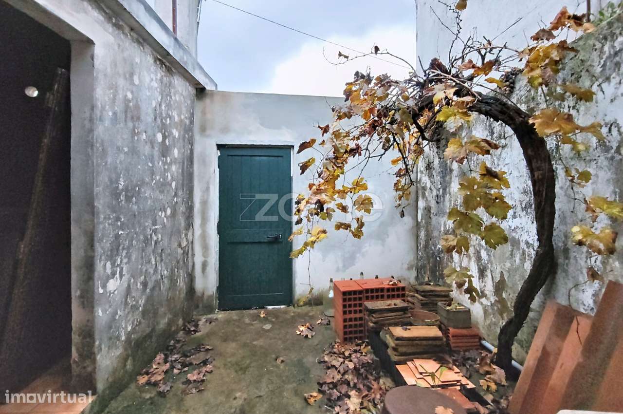 Moradia V2 no centro de São Marcos da Serra-34