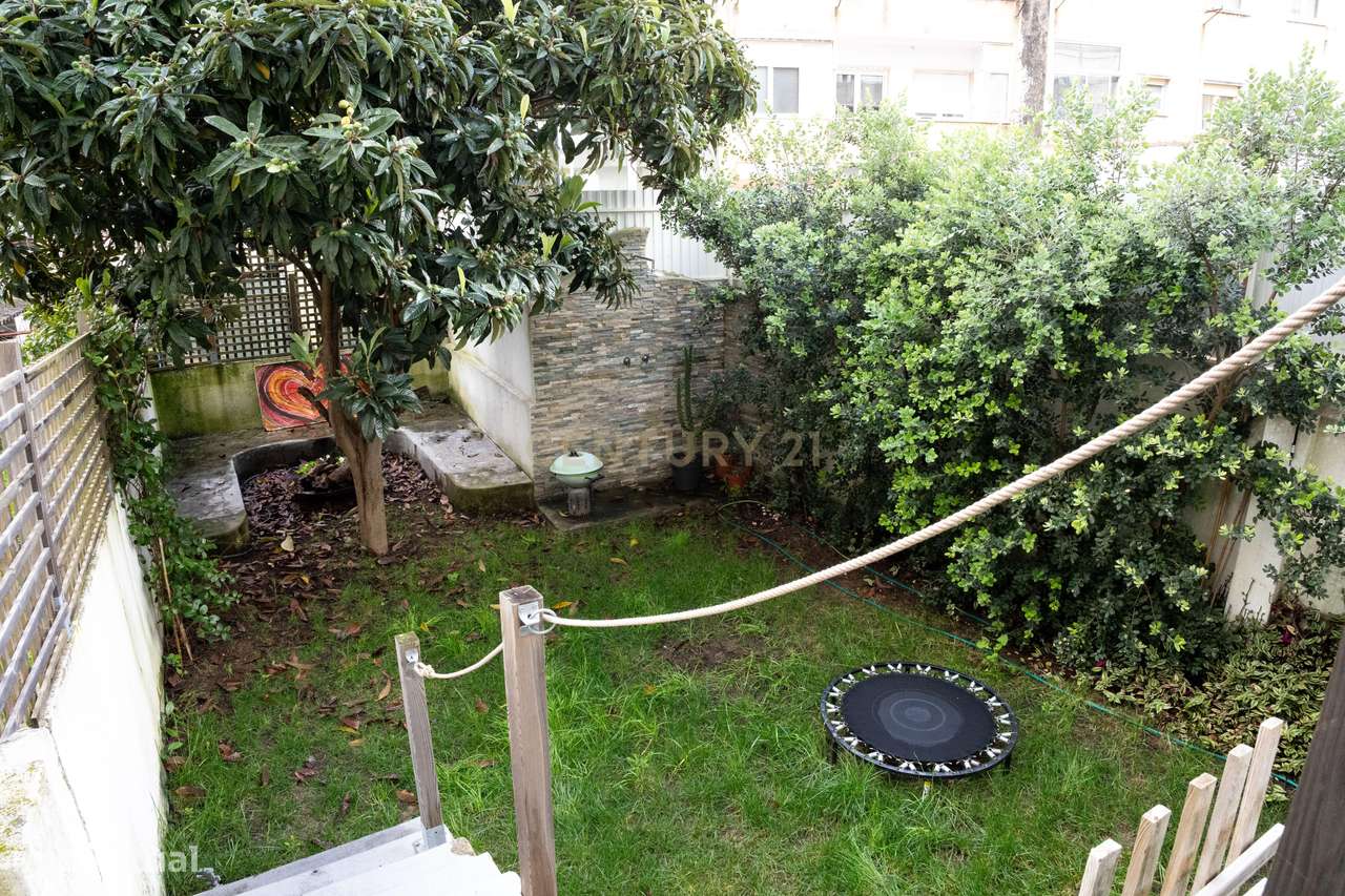 Apartamento T3 com Jardim Privativo em São Domingos de Benfica - Grande imagem: 5/29