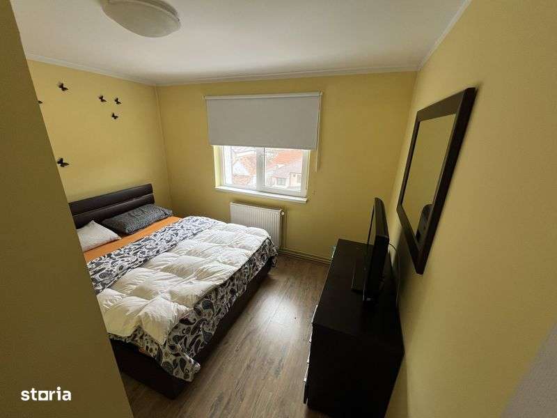 Vand Apartament 4 camere - Imagine principală: 5/8