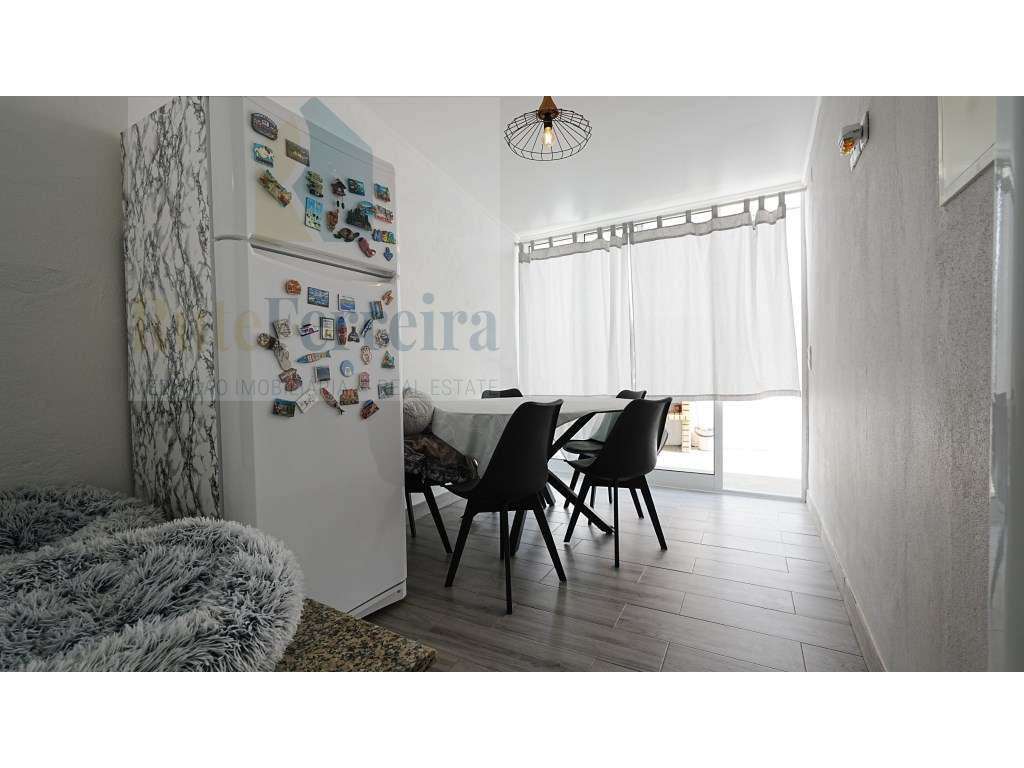 Moradia T2 com espaço exterior localizada junto à cidade de Torres ...-6