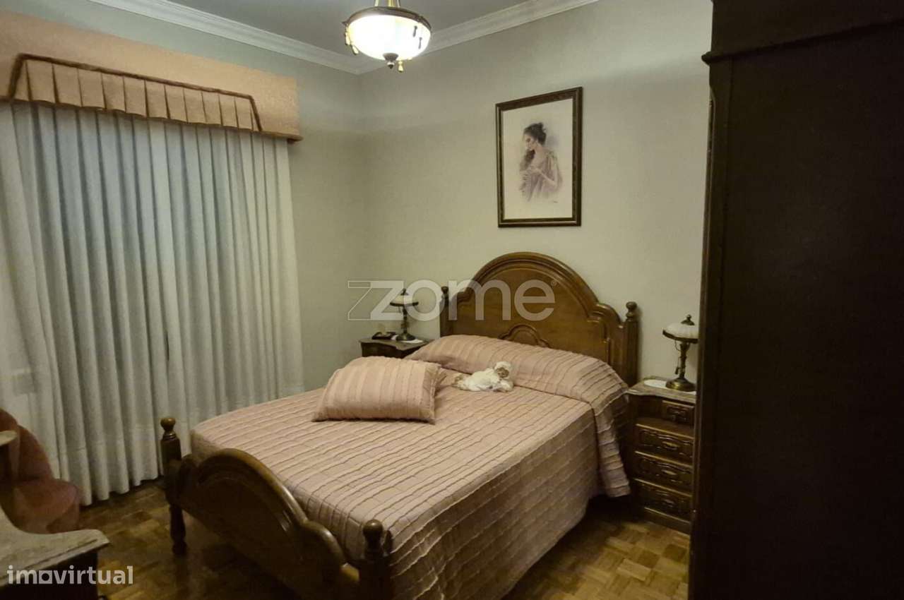 Moradia com 3 frações independentes habitacionais-19