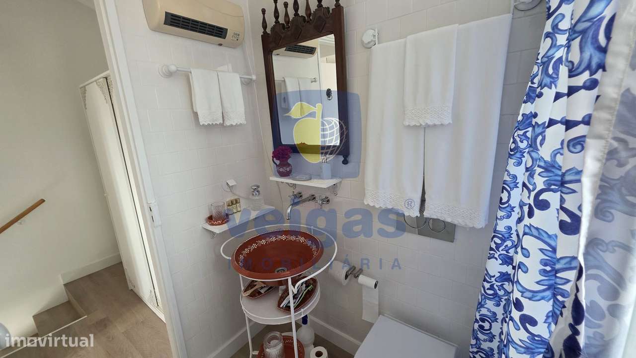 Moradia T1 renovada dentro das muralhas de Óbidos, com terraço, jardim-29