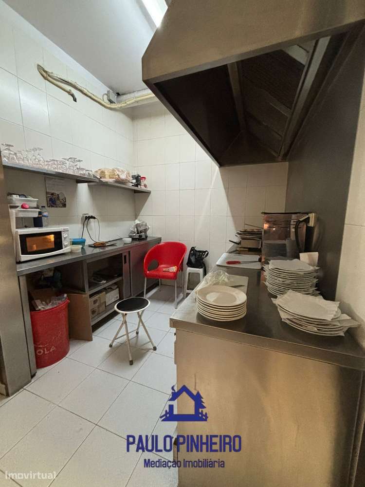 Trespasse de Confeitaria – Pão Quente | Rio Tinto-23