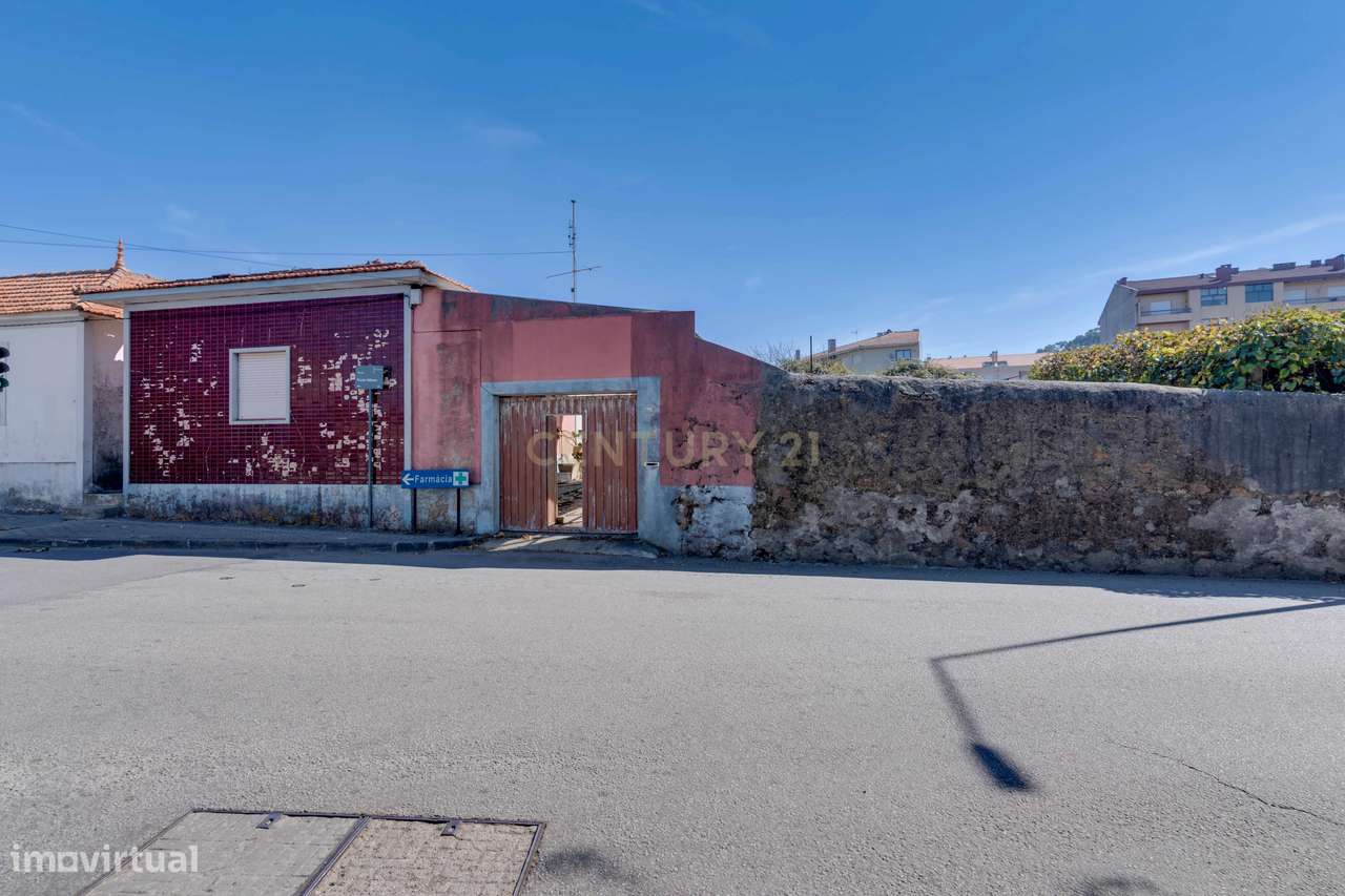 Terreno com casa para investimento - Grande imagem: 5/16