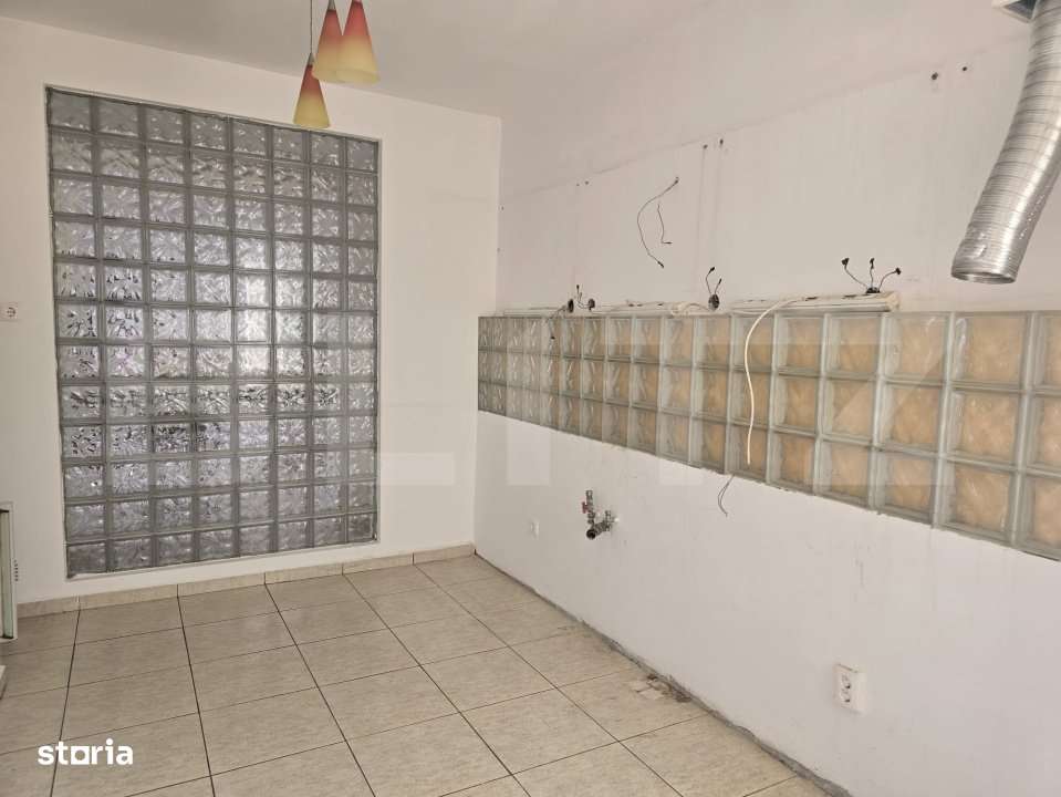 Casa  cu piscina ,7 camere, 447 mp - teren 1535mp, Vetis - Imagine principală: 4/19