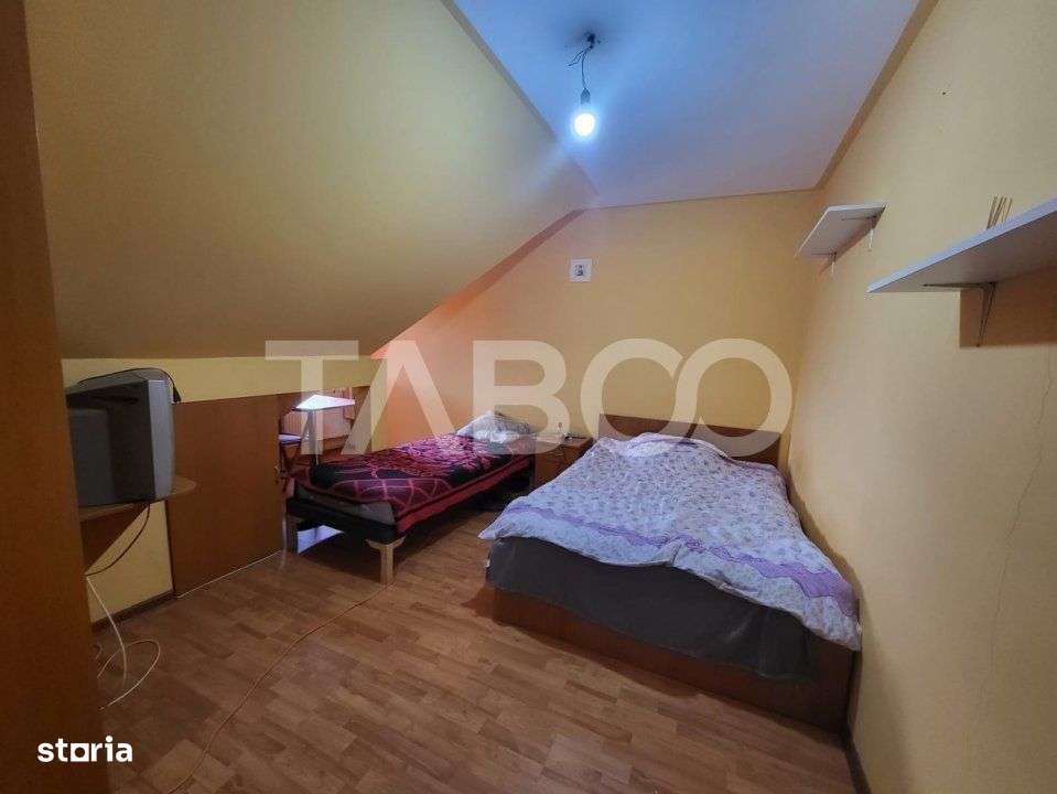 Apartament de vanzare 84 mp 4 camere pe 2 etaje zona Rahovei - Imagine principală: 5/9