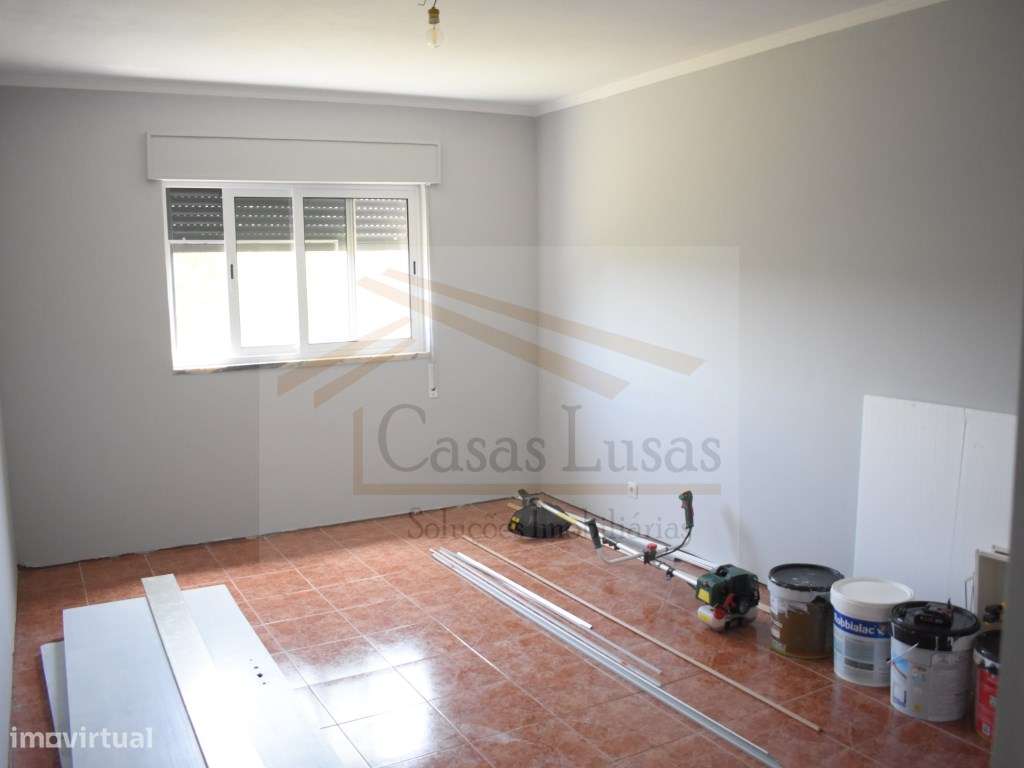 Moradia T3 em fase final de restauro | Lote de 500 m² | Painho e Fi...-10