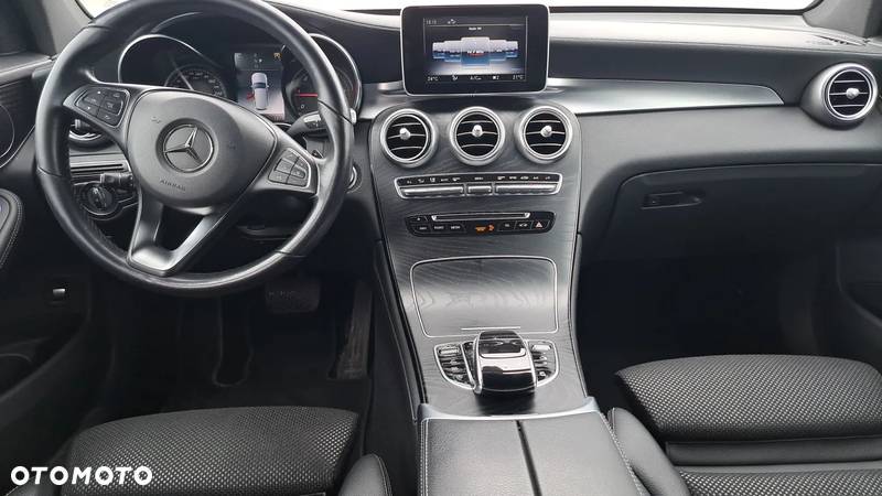 Mercedes-Benz GLC 220 d 4-Matic - 9