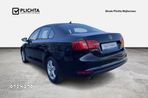 Volkswagen Jetta 1.2 TSI Comfortline - 3