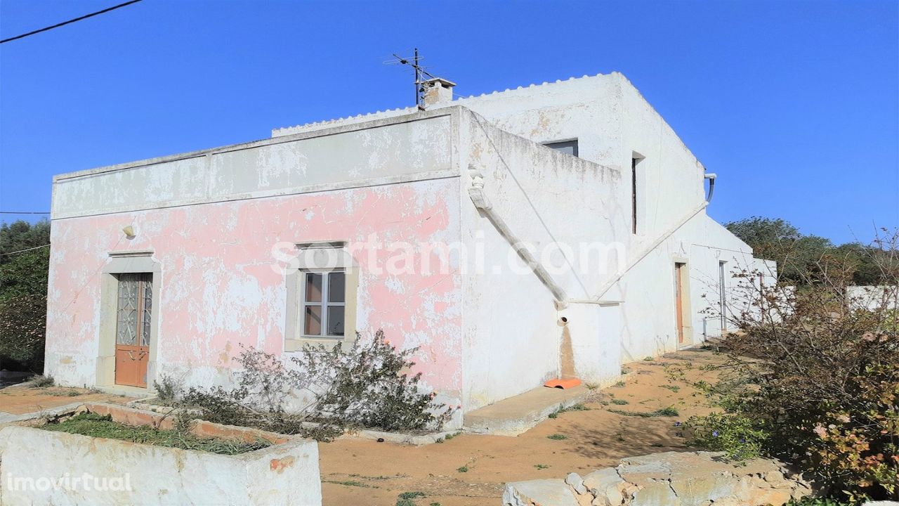 Moradia Isolada T2 Venda em Santa Bárbara de Nexe,Faro